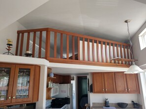 Fridge, microwave, oven, stovetop - SPACIOUS 1 BEDROOM LOFT IN DISNEY AREA 5 STAR RATED MILL CREEK RESORT 2769 (Kissimmee)