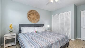 2 chambres, lit parapluie, Wi-Fi gratuit, draps fournis