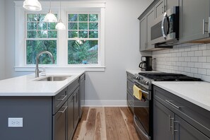 Fridge, microwave, oven, stovetop - Super Location, 5 min Walk to Downtown AVL, Montford, Brand New Construction (Asheville)