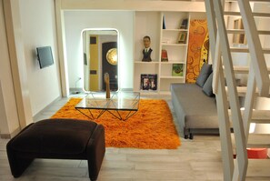 Interior - Lovely loft design MonStra (Bari)