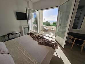 Comfort Room, 1 Double Bed, Sea View | Egyptian cotton sheets, premium bedding, minibar, in-room safe - Villa Dune Luxury Roof Top Pool Wellness (Gallipoli)