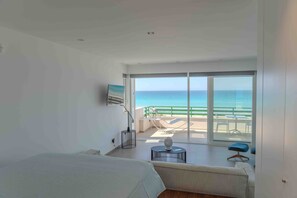 Panorama suite | Lakens van Egyptisch katoen, luxe beddengoed, een minibar