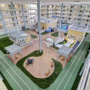 Indoor pool, outdoor pool - Walk to beach - Condo with indoor pool and spa (Hilton Head Island)