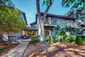 Exterior - 2-story condo with pool, beach, dog friendly, private deck, & W/D (Hilton Head)