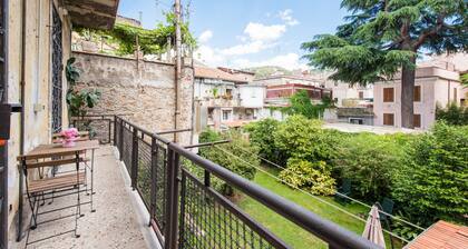 TCH Collection Domus Aefula - Fast WiFi and Air Conditioning