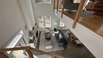 Smart-tv, pejs, bøger