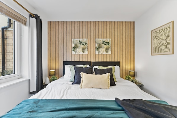 2 habitaciones, tabla de planchar con plancha, wifi y ropa de cama