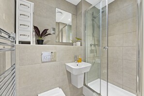 Towels - Lovely 2-bedroom in Warwick (Warwick)
