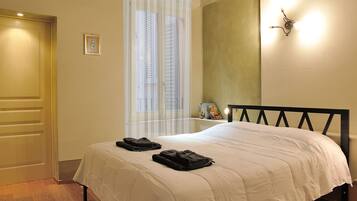 2 Schlafzimmer, Bügeleisen/Bügelbrett, Reisekinderbett, kostenloses WLAN