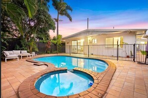 Pool - Southport Central,4bd Pool, BBq (Gold Coast)