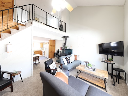 Kristi Condo by Chair 8 | Giant Steps Location