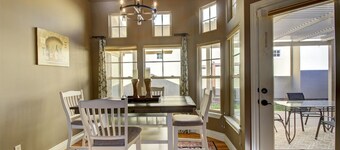 Dog Friendly Cozy Quiet Eagle ID Home sleeps 6