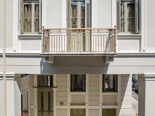 Front of property - ERAMAI (Patras)