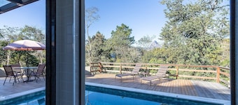 Beautiful house in Itaipava, 4 suites, sauna, A/C