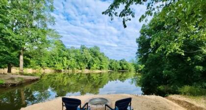 Spacious RV lots on the KY Lake, just minutes from historic Clifton, TN.