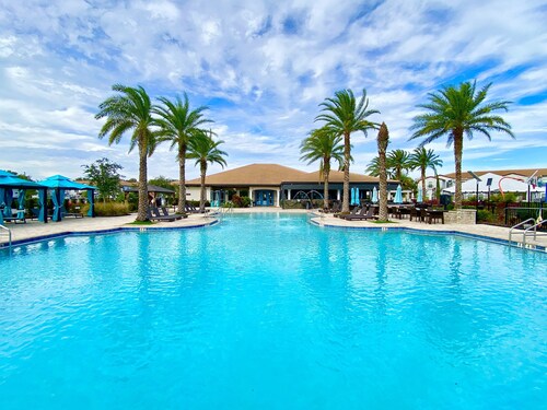 Charming 3BR Retreat w/ Pool, Resort Perks & Easy Access to Orlando Attractions
