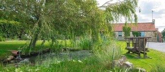 Cosy and spacious cottage in beautiful surroundings with private outside area 