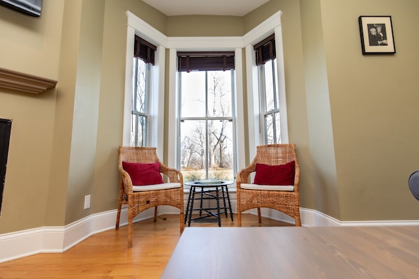 Superior Suite | 4 bedrooms, premium bedding, pillow-top beds, individually furnished