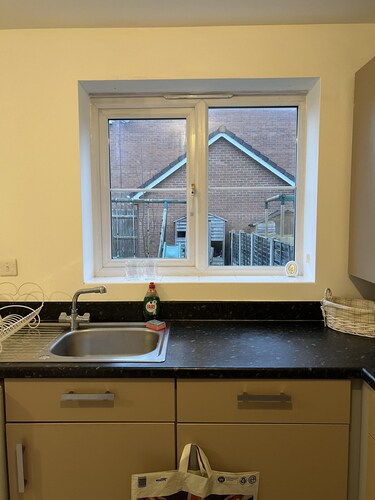 Impeccable 3-bed House in Birmingham