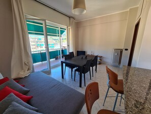 Comfort Apartment | Living area