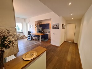 Appartement | Coin séjour | Télévision de 19 pouces avec chaînes numériques