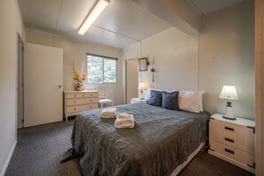 2 bedrooms