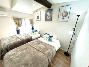 Basic House | 5 bedrooms, iron/ironing board, free WiFi