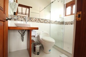 Regadera, regadera tipo lluvia, amenidades de baño gratuitas 