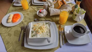 Déjeuner continental gratuit tous les jours