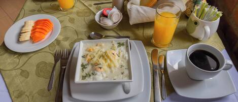 Free daily continental breakfast