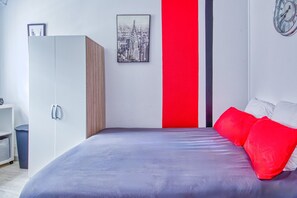 1 bedroom, free WiFi, bed sheets