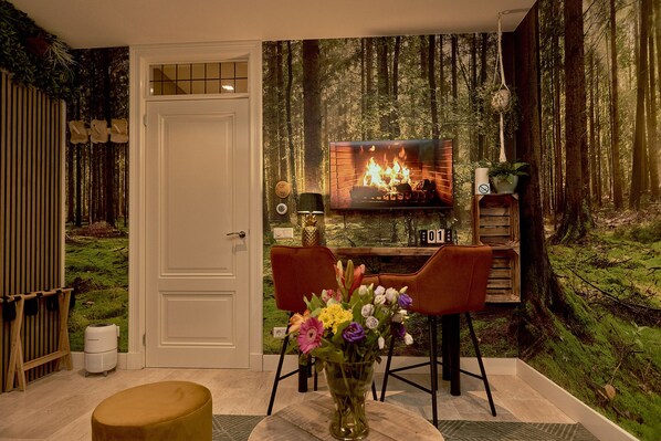 1 bedroom, premium bedding, down duvets, memory-foam beds - Heaven in East (Amsterdam)