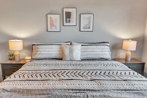 2 chambres, fer et planche à repasser, Wi-Fi gratuit, draps fournis