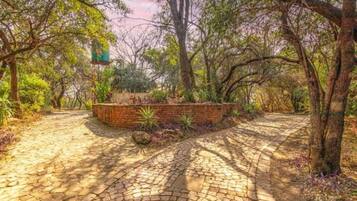 Enceinte de lâhĂ©bergement