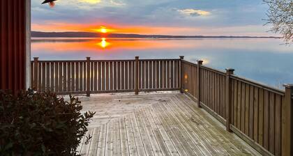 Awesome home in Vikbolandet with sauna