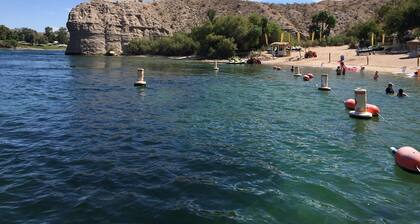 VIEW, NEWER HOME NEAR COLORADO RIVER, GOLF, SHOPPING, ATV TRAILS