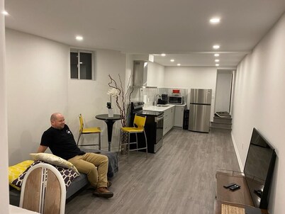 Stylish Apartment fully furnish