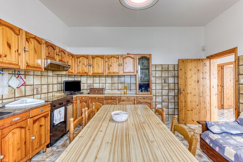 Apartment 'Casa Sofia' with Private Terrace, Private Garden and Air Conditioning