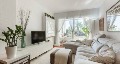 Apartment with Sea View, Shared Saltwater Pool, and Wi-Fi