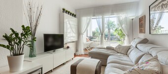 Apartment "Canet Platja" with Shared Pool & Wi-Fi