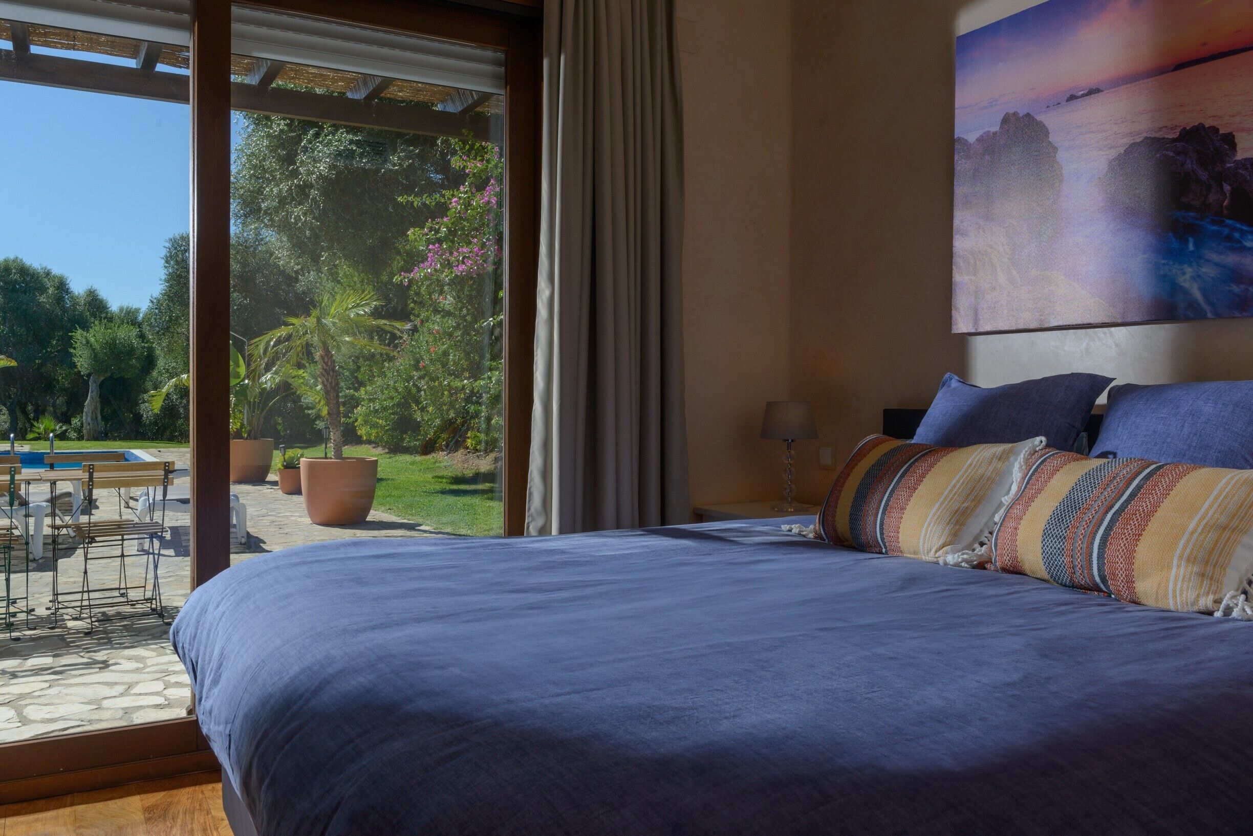 5 slaapkamers, een strijkplank/strijkijzer, gratis wifi, beddengoed