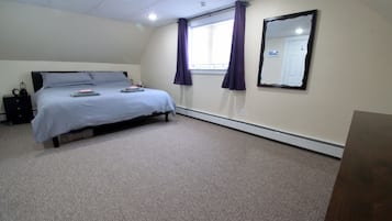 3 bedrooms, iron/ironing board, free WiFi, bed sheets