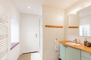 Shower, towels - L'echappée Verte - Trambly (TRAMBLY)