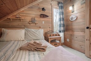4 camere, Wi-Fi gratuito, lenzuola