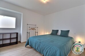 5 bedrooms, iron/ironing board, free WiFi, bed sheets - Le Jaunouse - Parce - Gîte (PARCE)