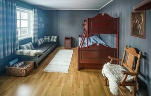 7 chambres, lit parapluie, accès Internet