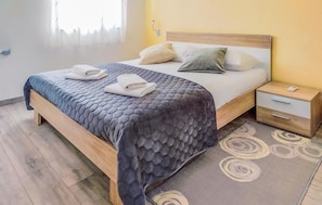 2 habitaciones, wifi gratis y ropa de cama 