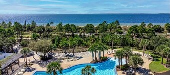 Beach Resort 2 pools with ocean view with beach access. Pets. 3 bedrooms 2 bath
