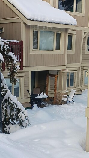 Exterior - Cozy & Convenient Mountain Getaway | Ski In/Out | Hot Tub | Fireplace | Sleeps 8 (Panorama)