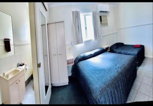 Country Way Motor Inn